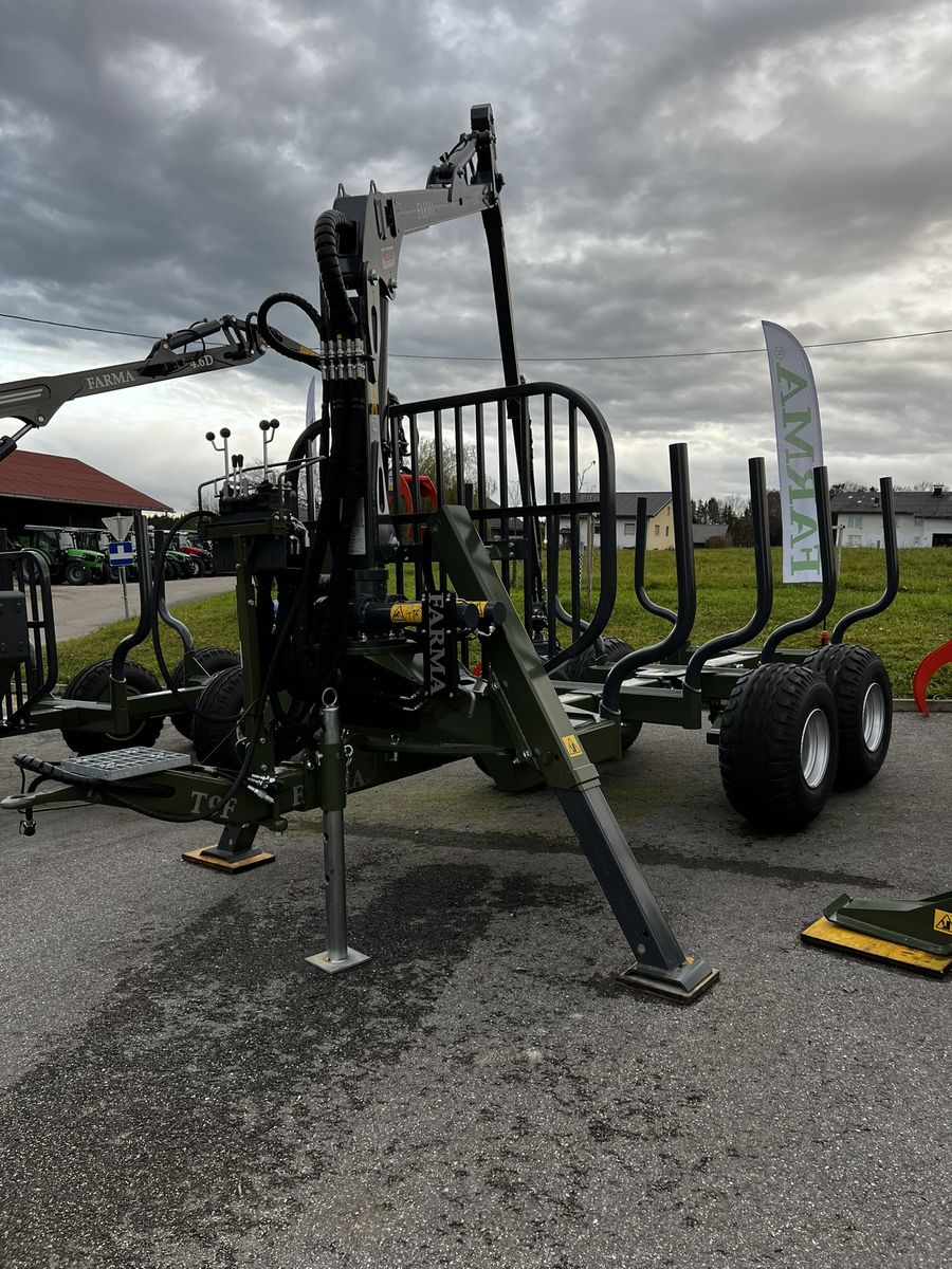Farma T9F mit C 6,7m G3 Kran