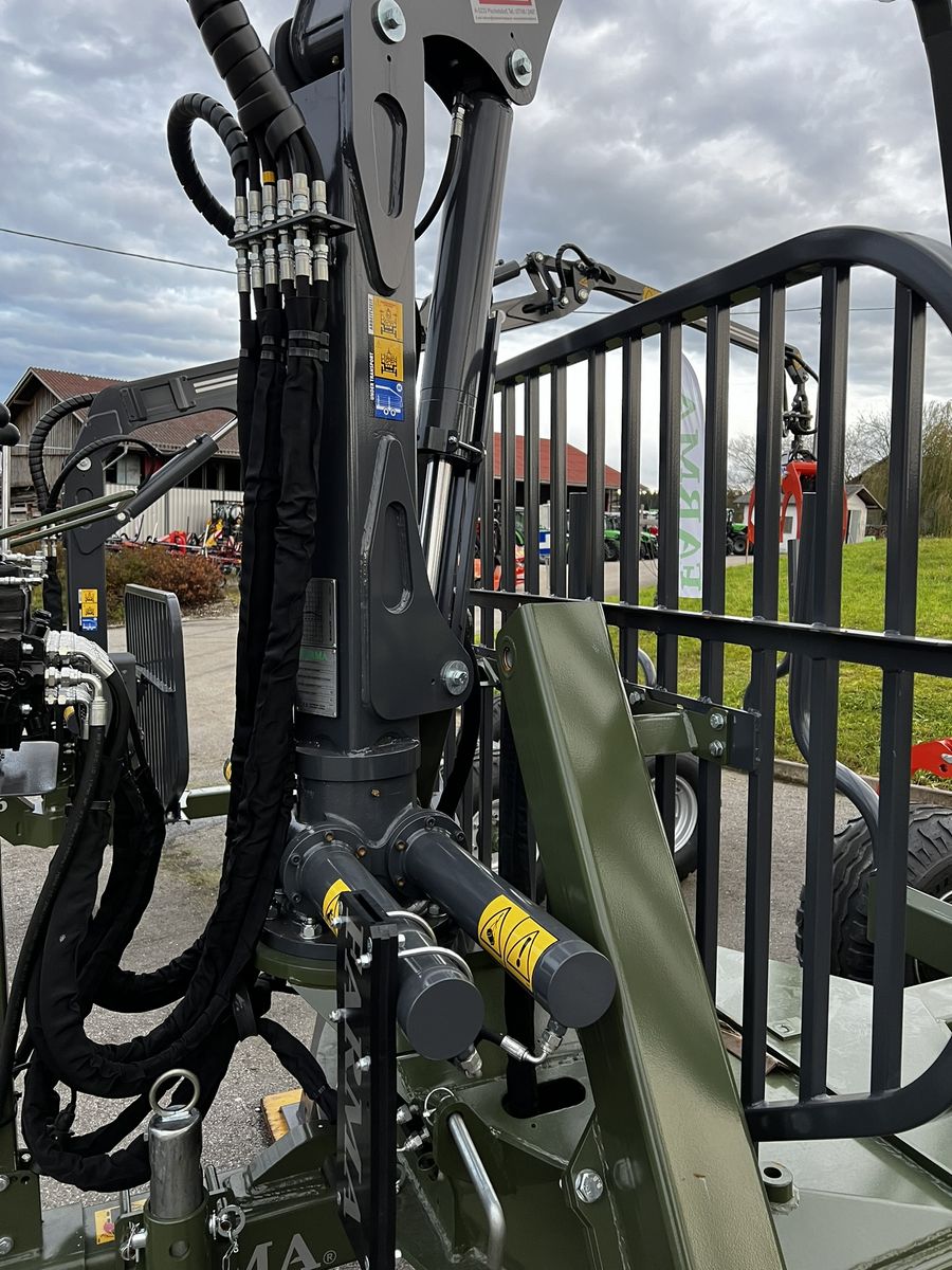Farma T9F mit C 6,7m G3 Kran